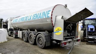Le prix du lait Spot est une exclusivité de L’éleveur laitier. Retrouvez tous les prix dans la rubrique Observatoire du prix du lait. Le prix du lait Spot est une exclusivité de L’éleveur laitier. Retrouvez tous les prix dans la rubrique Observatoire du prix du lait.